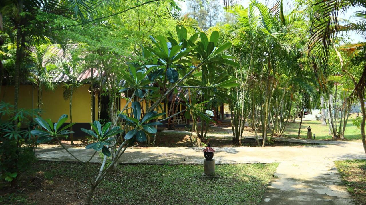 Koh Yao Noi Beach Resort Exterior photo